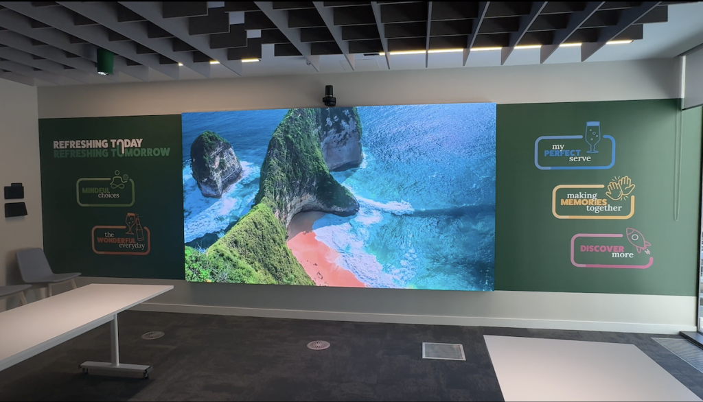 0.93mm LED screen from Dynamo LED
