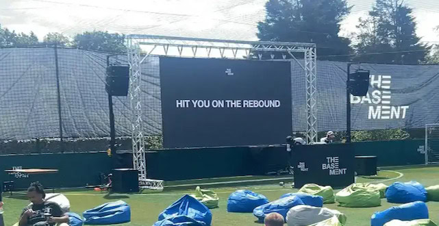How do matte masks and louvres reduce glare? โ led screen glare reflection โ outdoor led display hire for a football