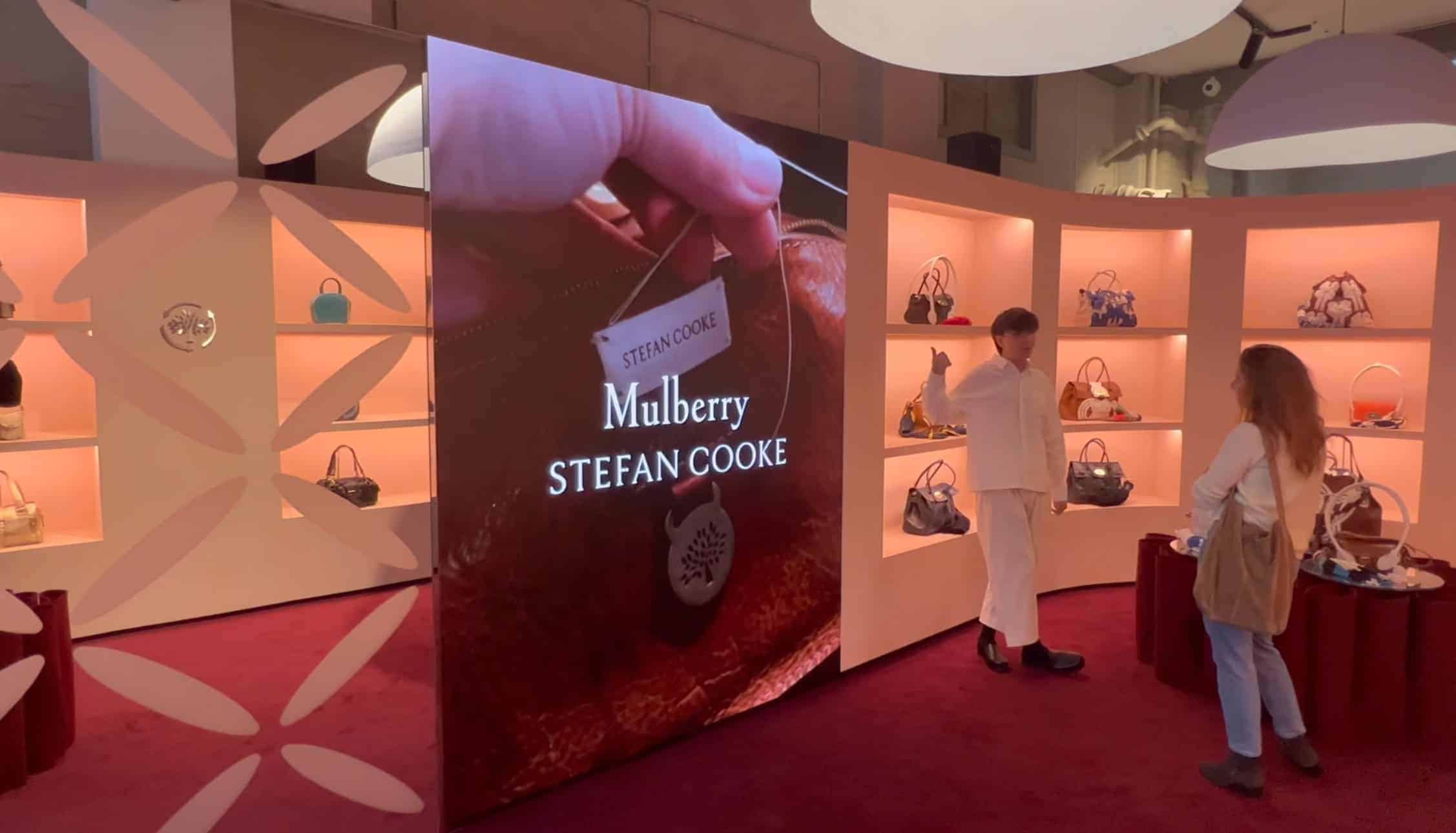 Close-up of fine pixel pitch LED video wall showing seamless image at 1–2 metre viewing distance